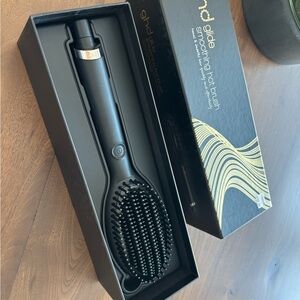 GHD Glide Smoothing Hot Brush - Black